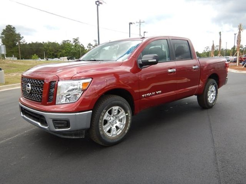 New 2019 Nissan Titan SV RWD 4D Crew Cab